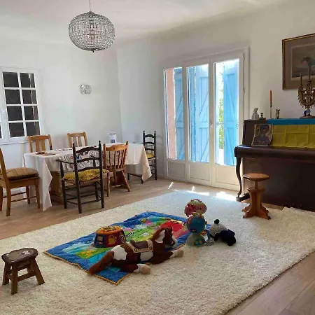Vakantiehuis Cannes Hills With Garden And Parking