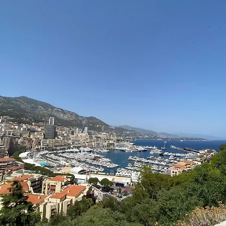 Cannes Hills With Garden And Parking Le Cannet